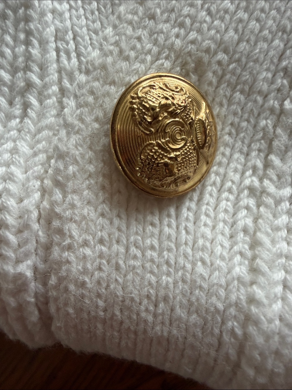 RalphLaurenCardiganSweaterBlueLabelHallmark Crest5GoldButtons PristineCrispWhite - Picture 4 of 8